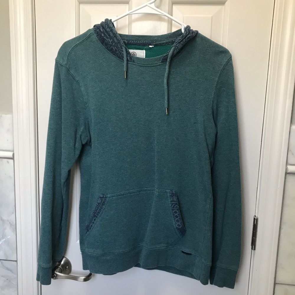 ON THE BYAS hoodie
